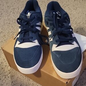 Adidas Men's Navy Blue Sneakers